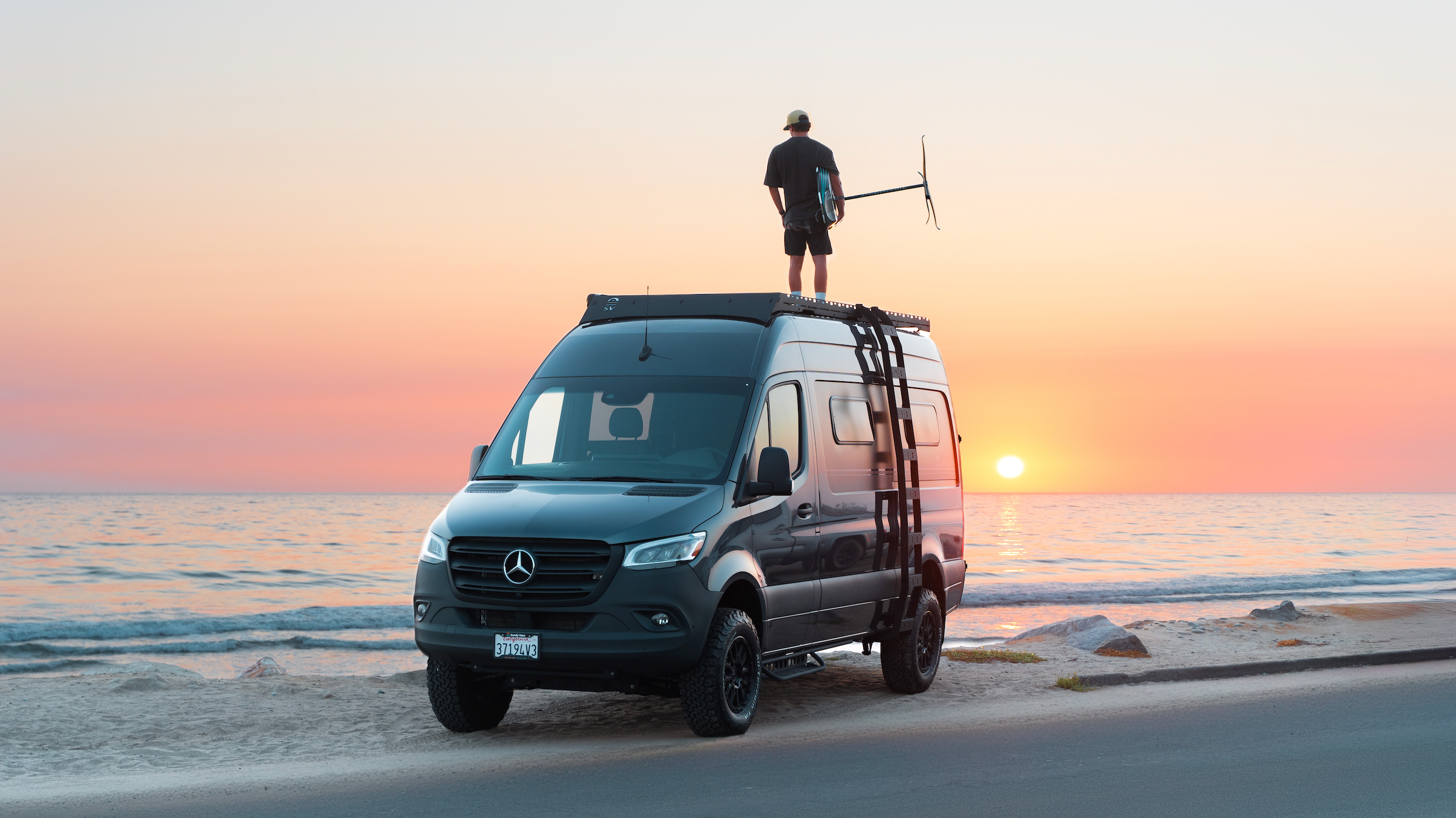 van♡ 2019 Toyota Hiace van done 89,000km for Katy! - YouTube